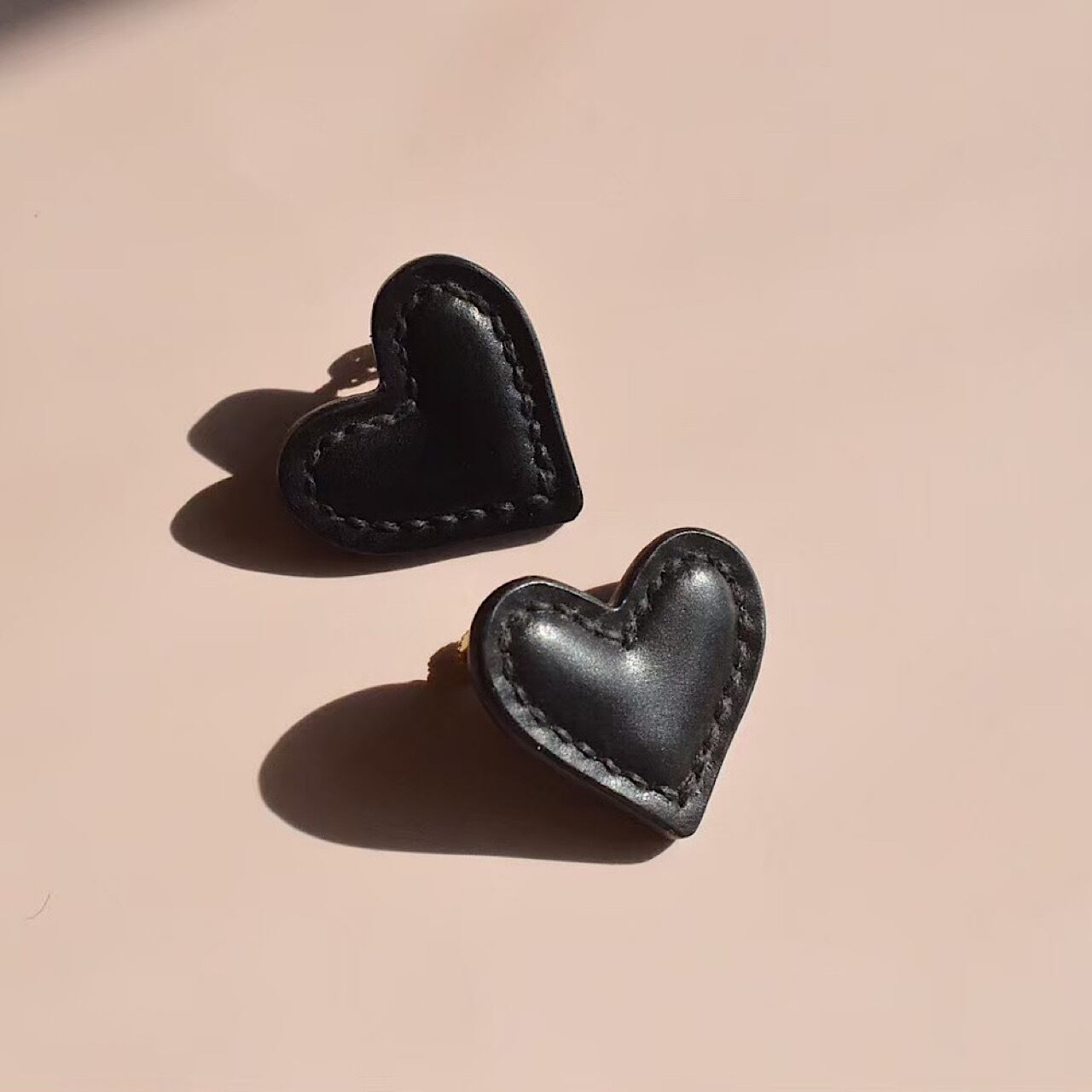 leather pierce/earring 《Heart~cordovan~》3colors | TO DAY'S BOUTIQUE