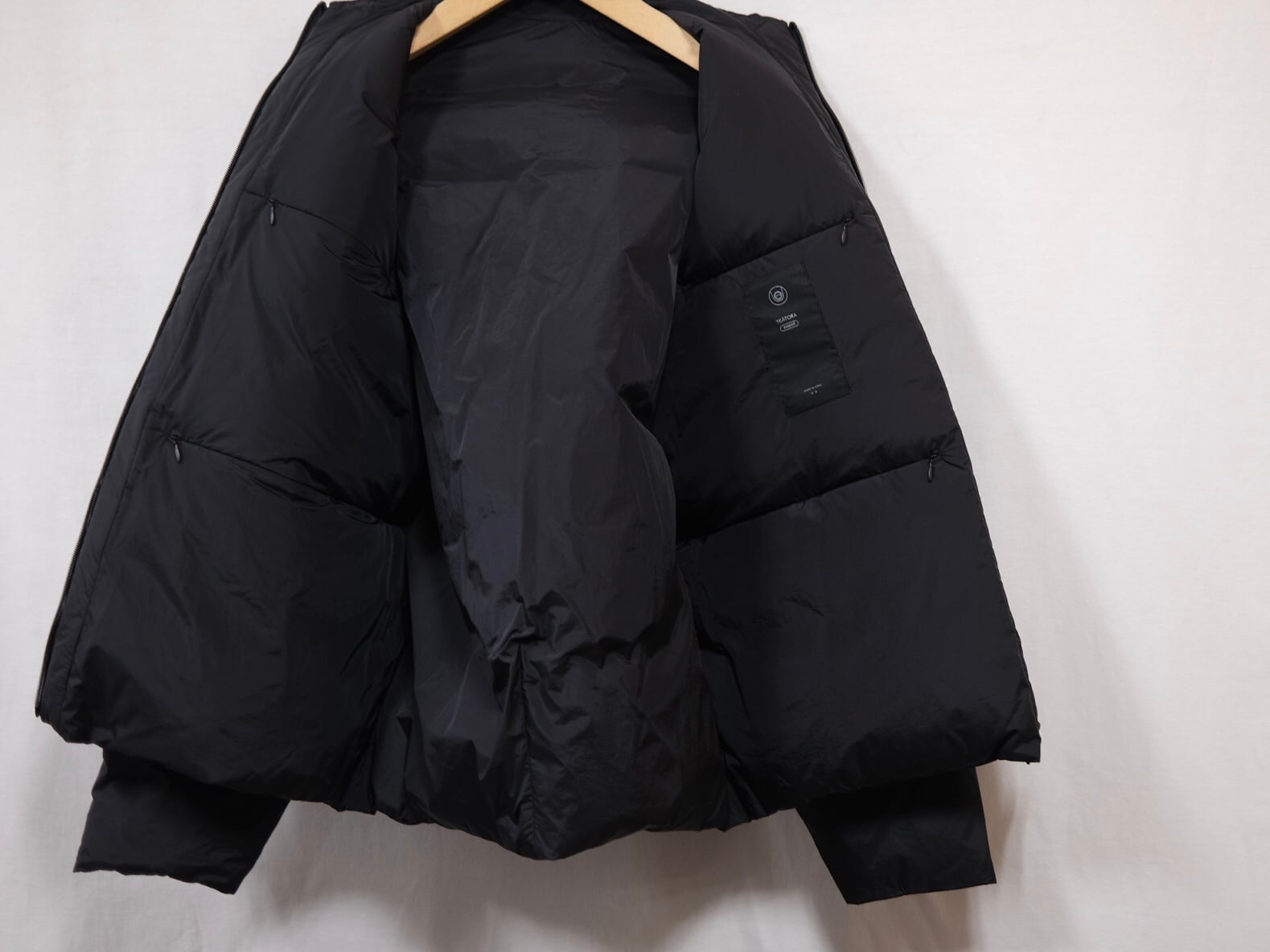 TEATORA” DESK DRIVER EVAPOD BLACK” | Lapel online store
