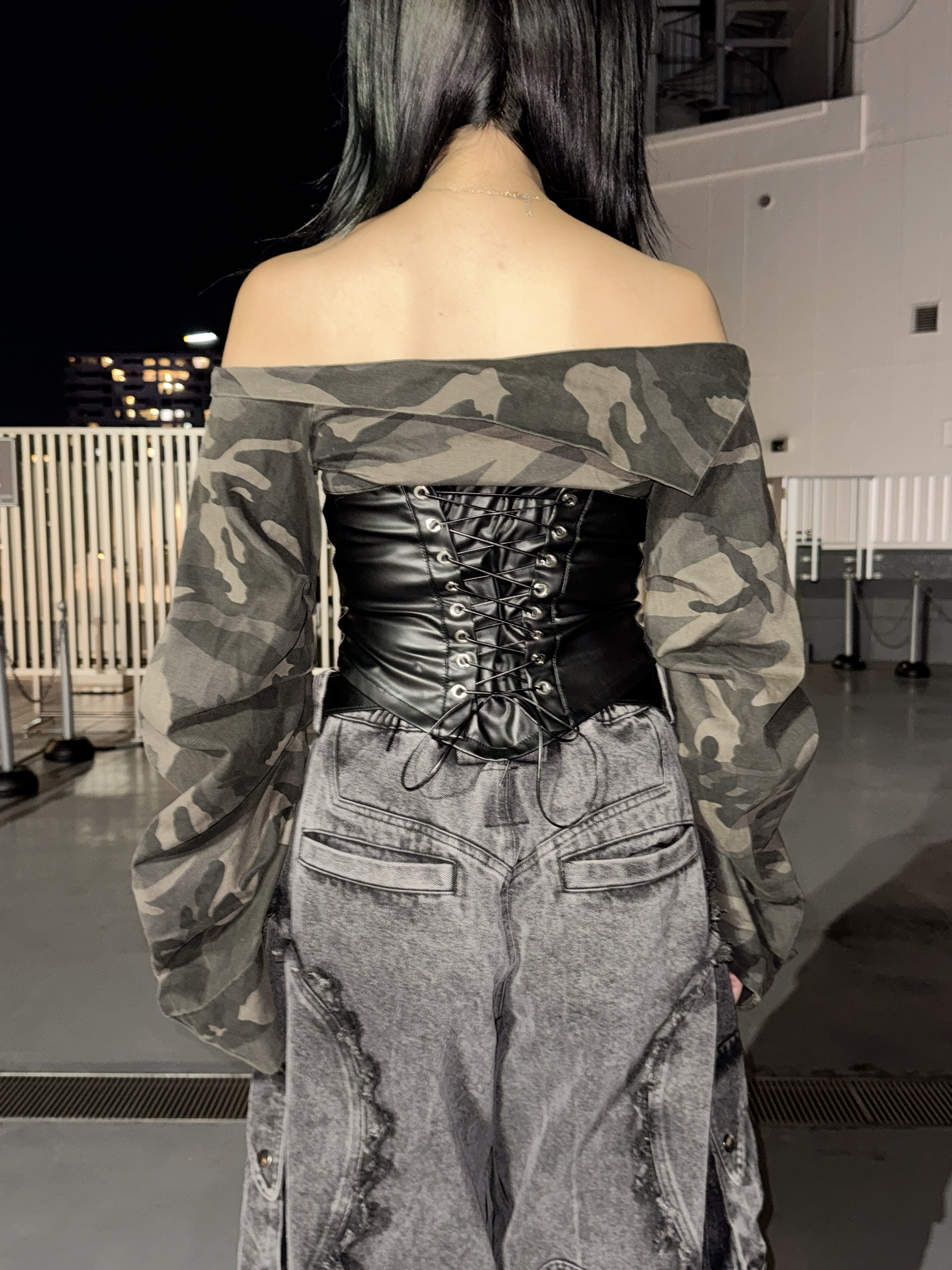 BARCON カモフラコルセットトップス Y2K グランジ | 韓国系ユニ