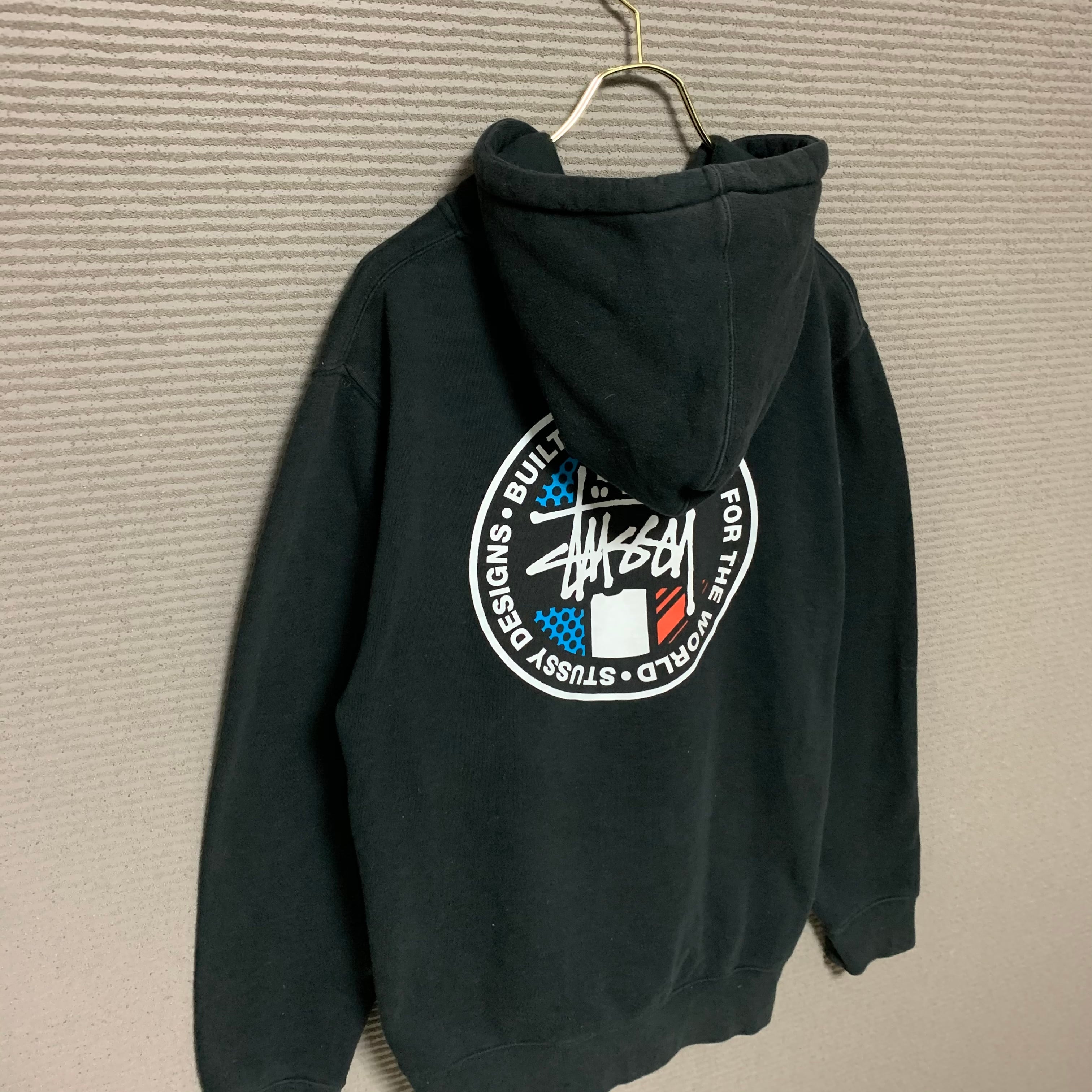 希少デザイン】stussy ステューシー パーカー 入手困難 古着 M | 古着