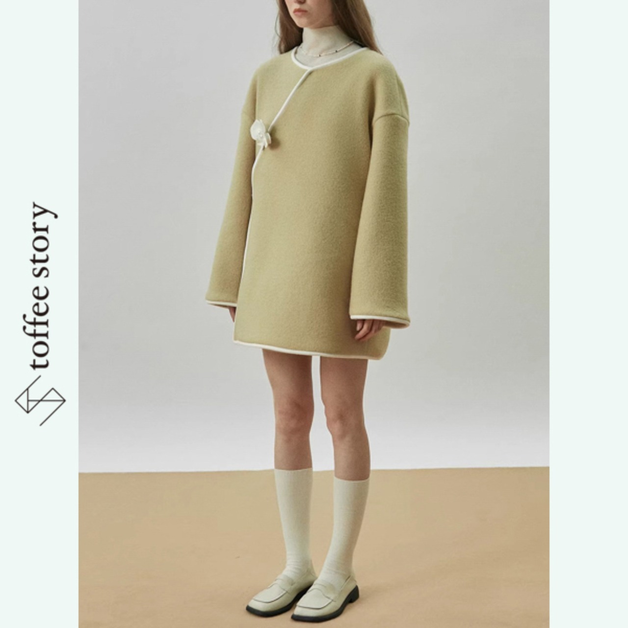 淡光に咲く白花の余韻：ショートボアコート《XU0273》