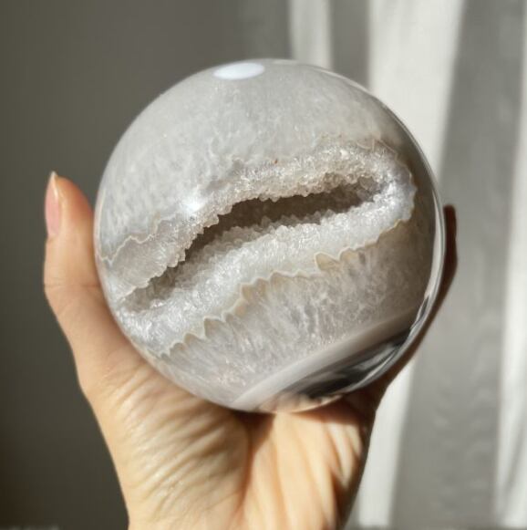 天然石アメジストの笑い口 置物 スフィアNO.061610 ブラジル産