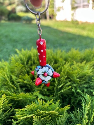 ペトリキフカ塗り　木製キーホルダー  ブラバー（ホメンコ作）