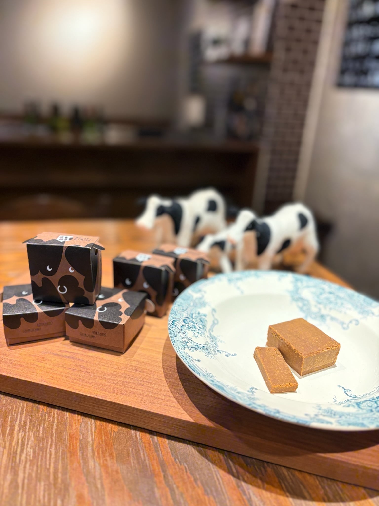 チーズとコの字「チカセル」