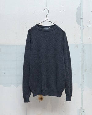 100% cashmere crew neck knitted sweater / From EUROPE / CHARCOAL GRAY