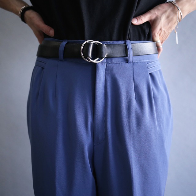 2-tuck straight silhouette saxe blue wide pants