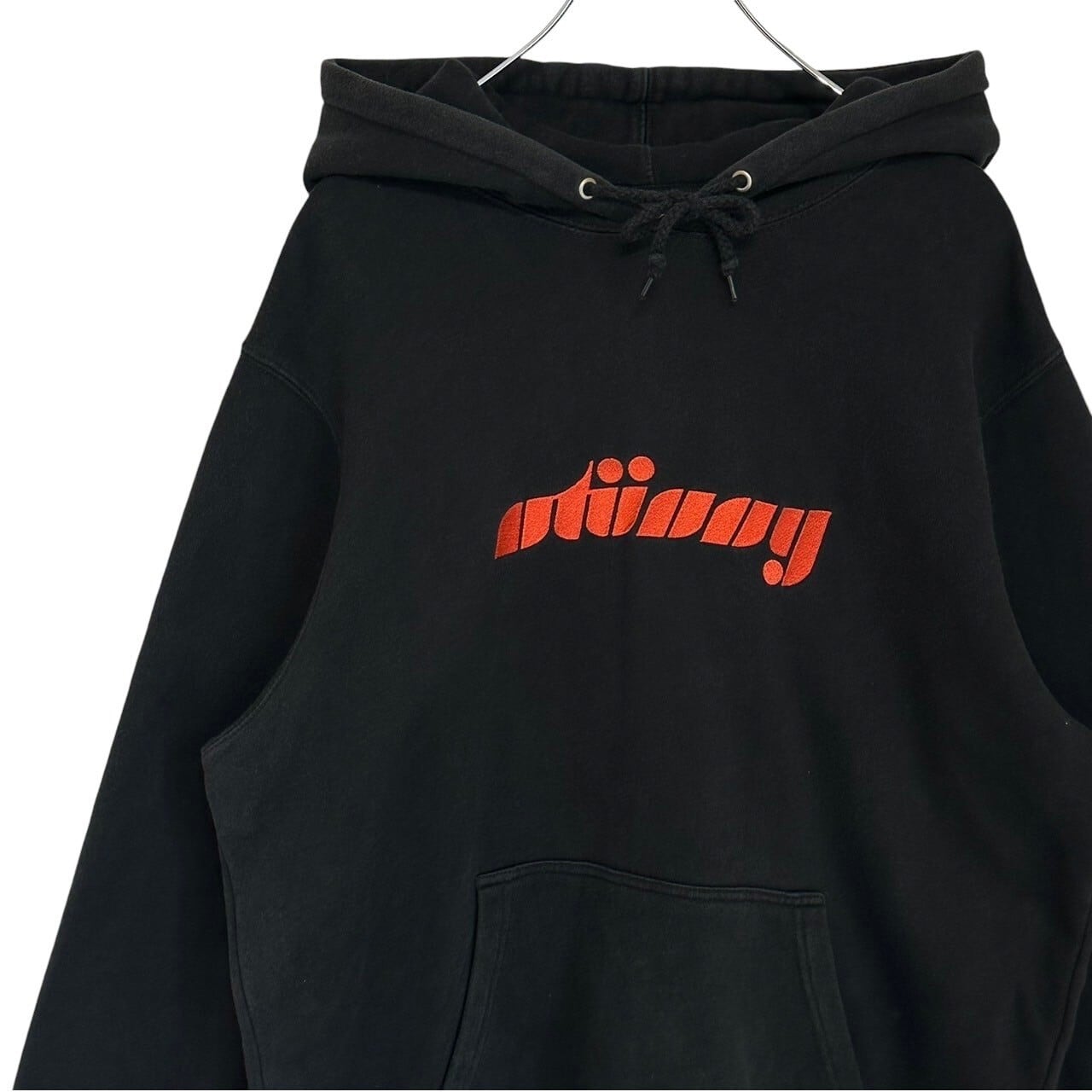 stussy ステューシー パーカー フーディ センターロゴ 刺繍ロゴ stussy ステューシー パーカー フーディ センターロゴ 刺繍ロゴ