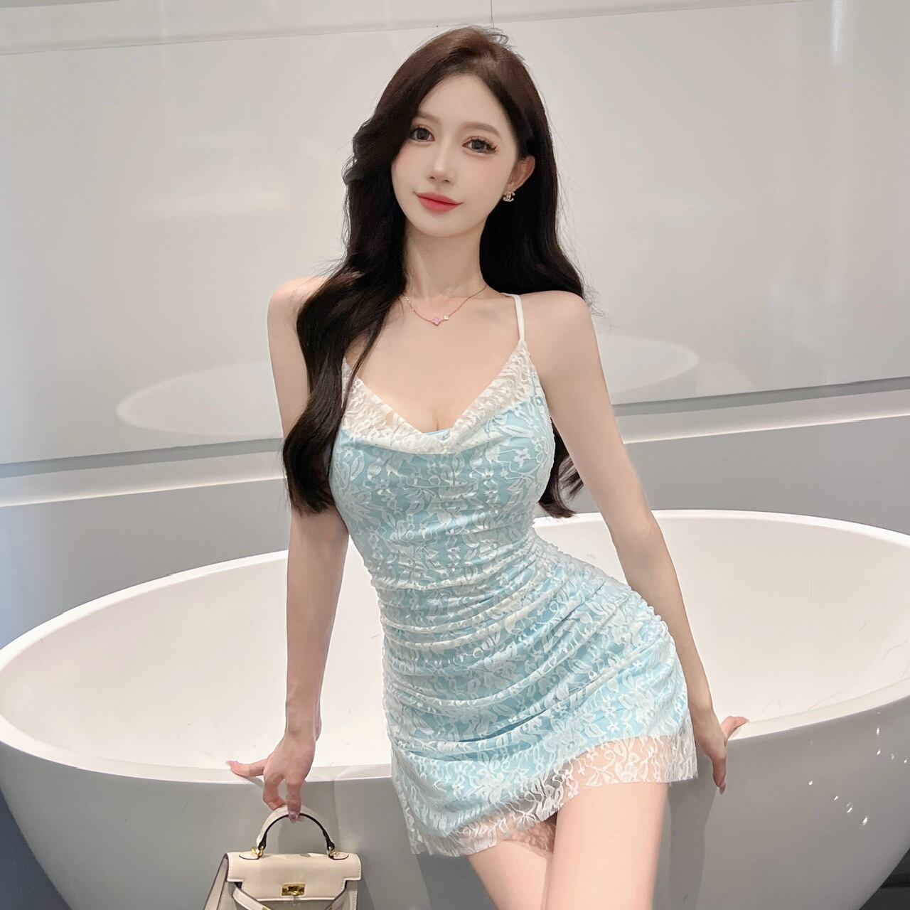 【新作】【送料無料】 2024 早春の新日本と韓国のナイトクラブ衣装セクシーなレースのヒップカバークロスボトムサスペンダードレス 7848 0158263424784