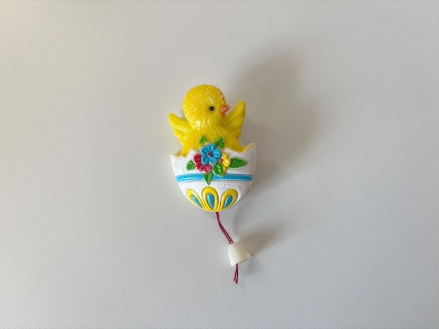 羽の動くブローチ / ひよこ