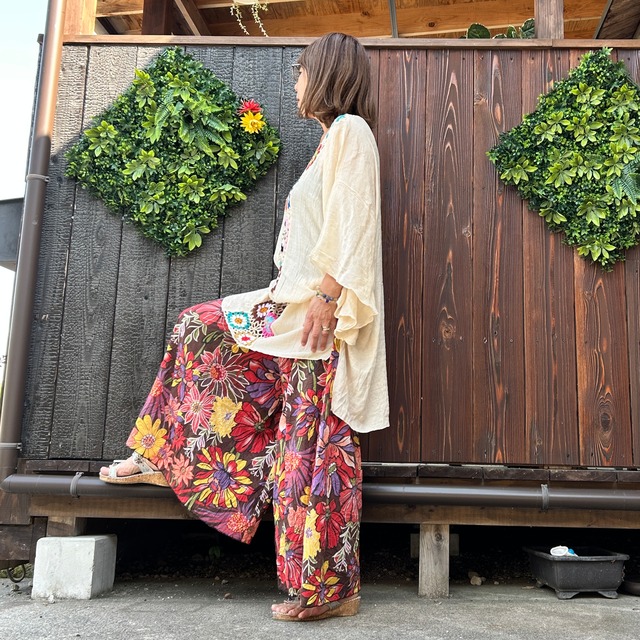 花柄フレアーパンツb