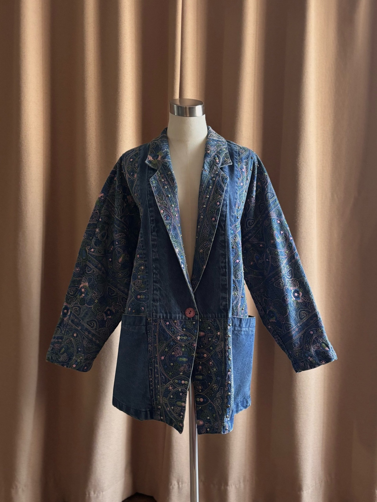 embroidery studs design denim jacket-5011-10