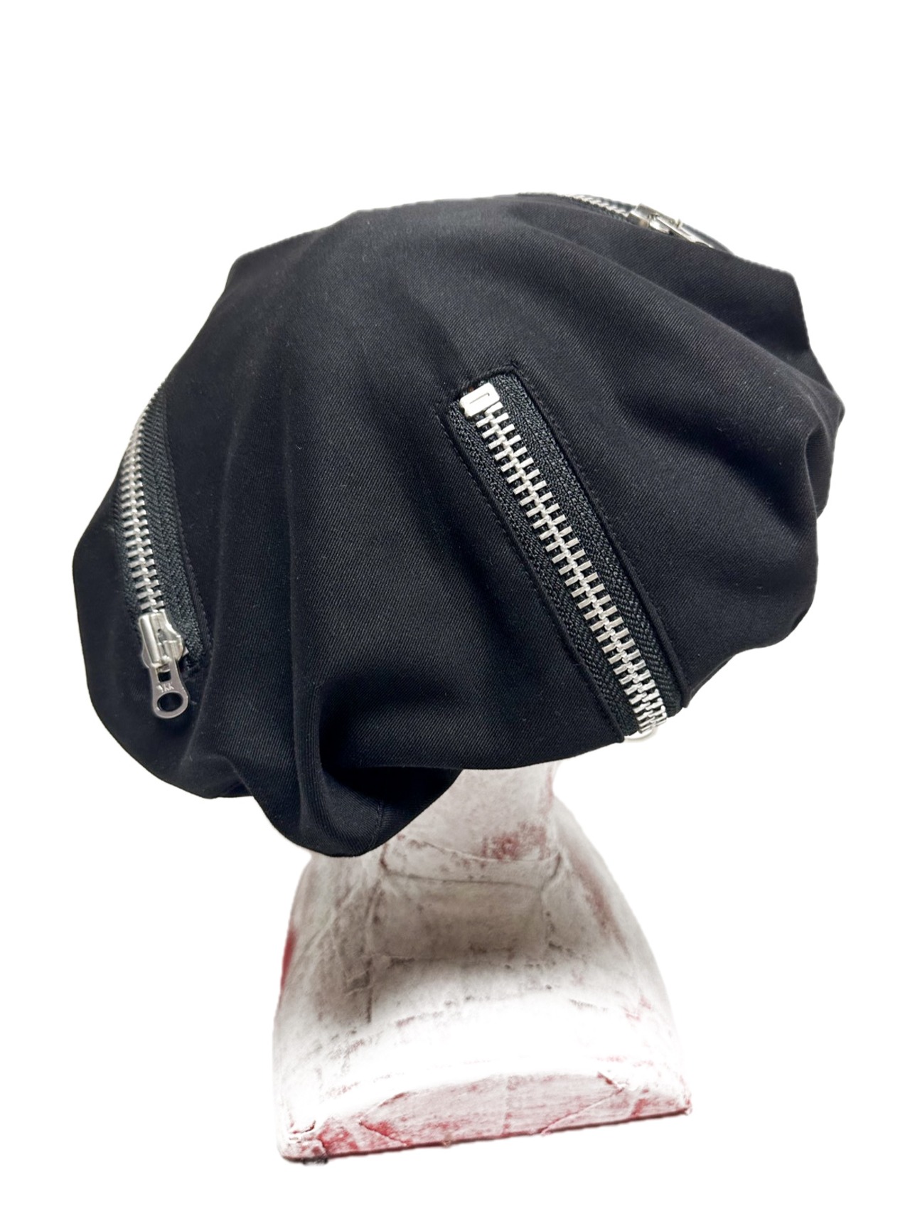 UNFINISHED ビッグファスナーダウンベレー帽25053