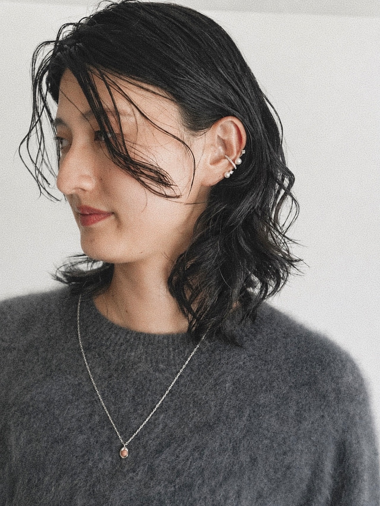 PEARL LINE CUFF