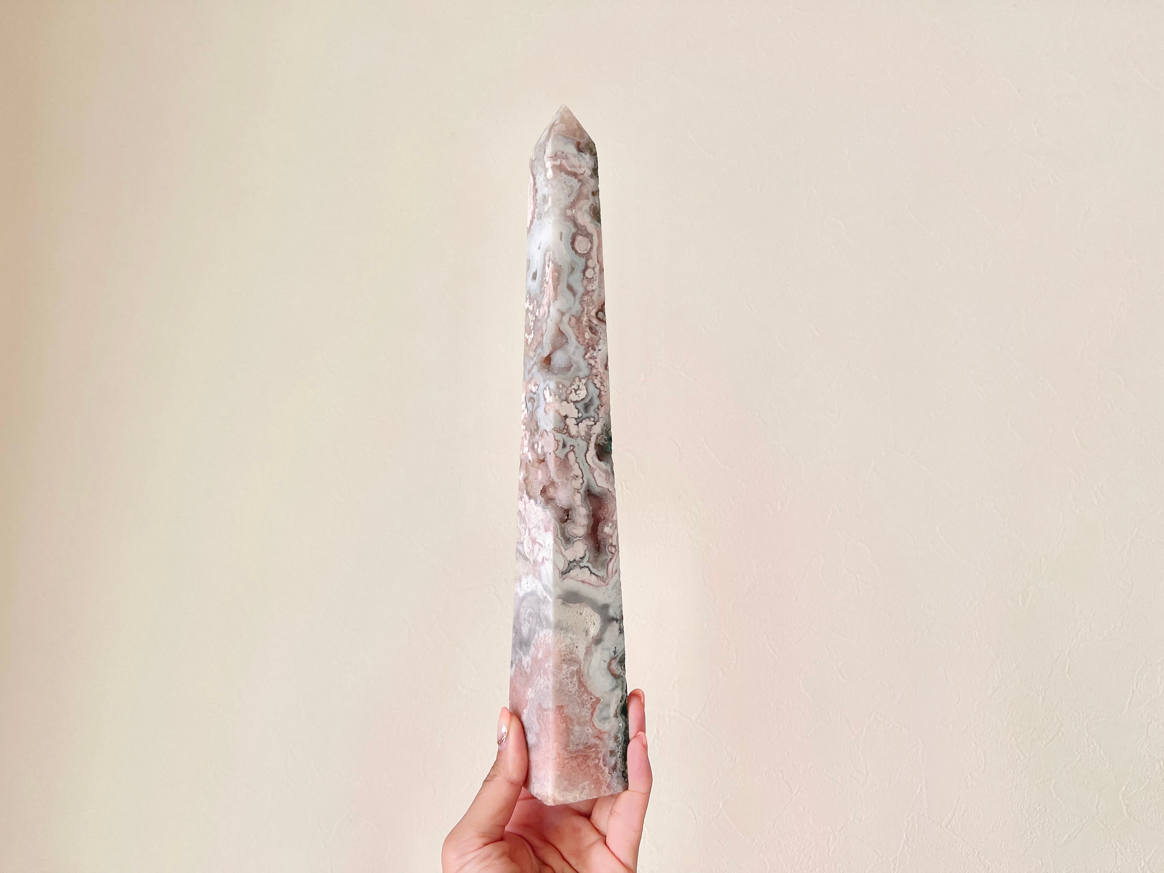 Pink amethyst tower 35cm