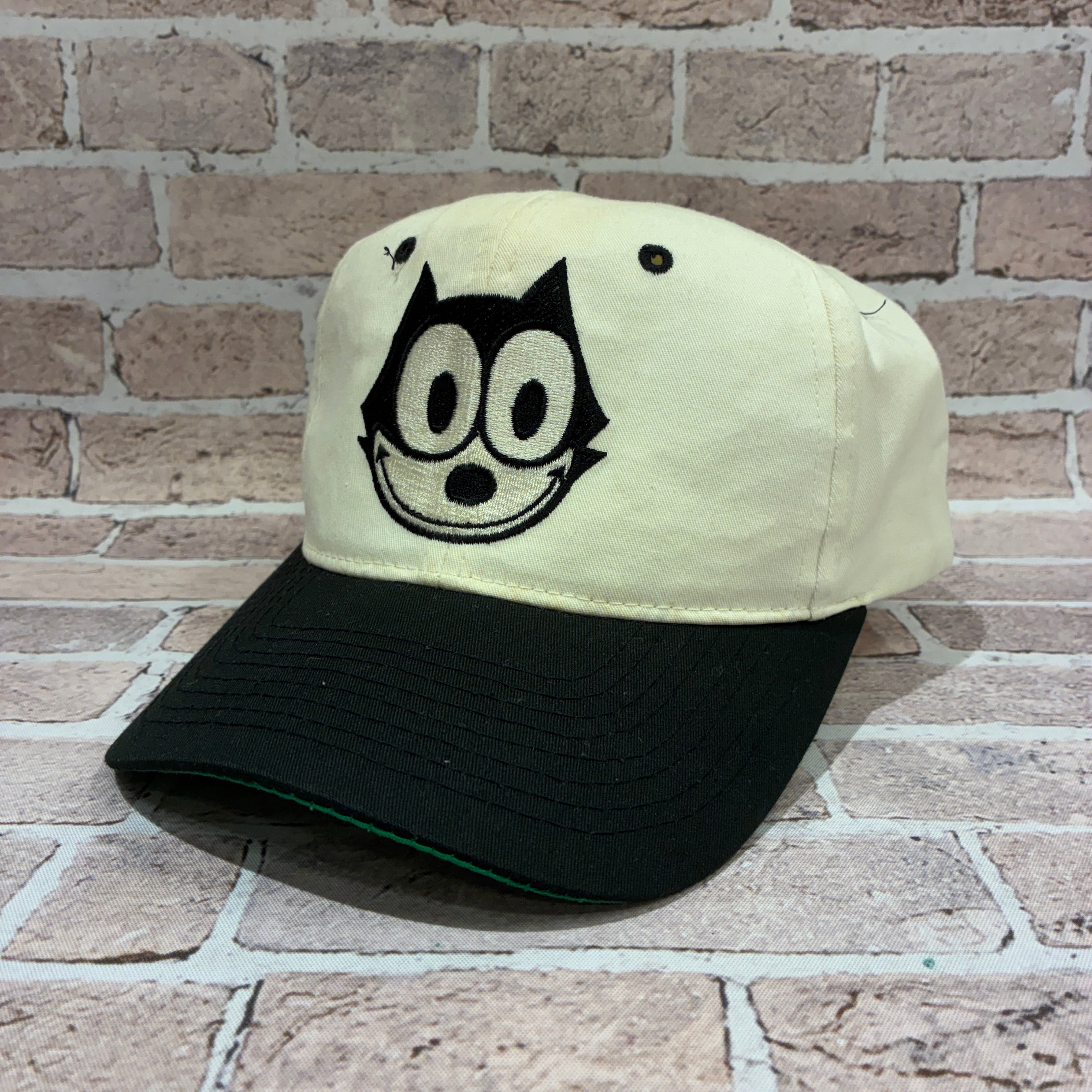 Ⓚ1990'S FELIX CAP | safarionline