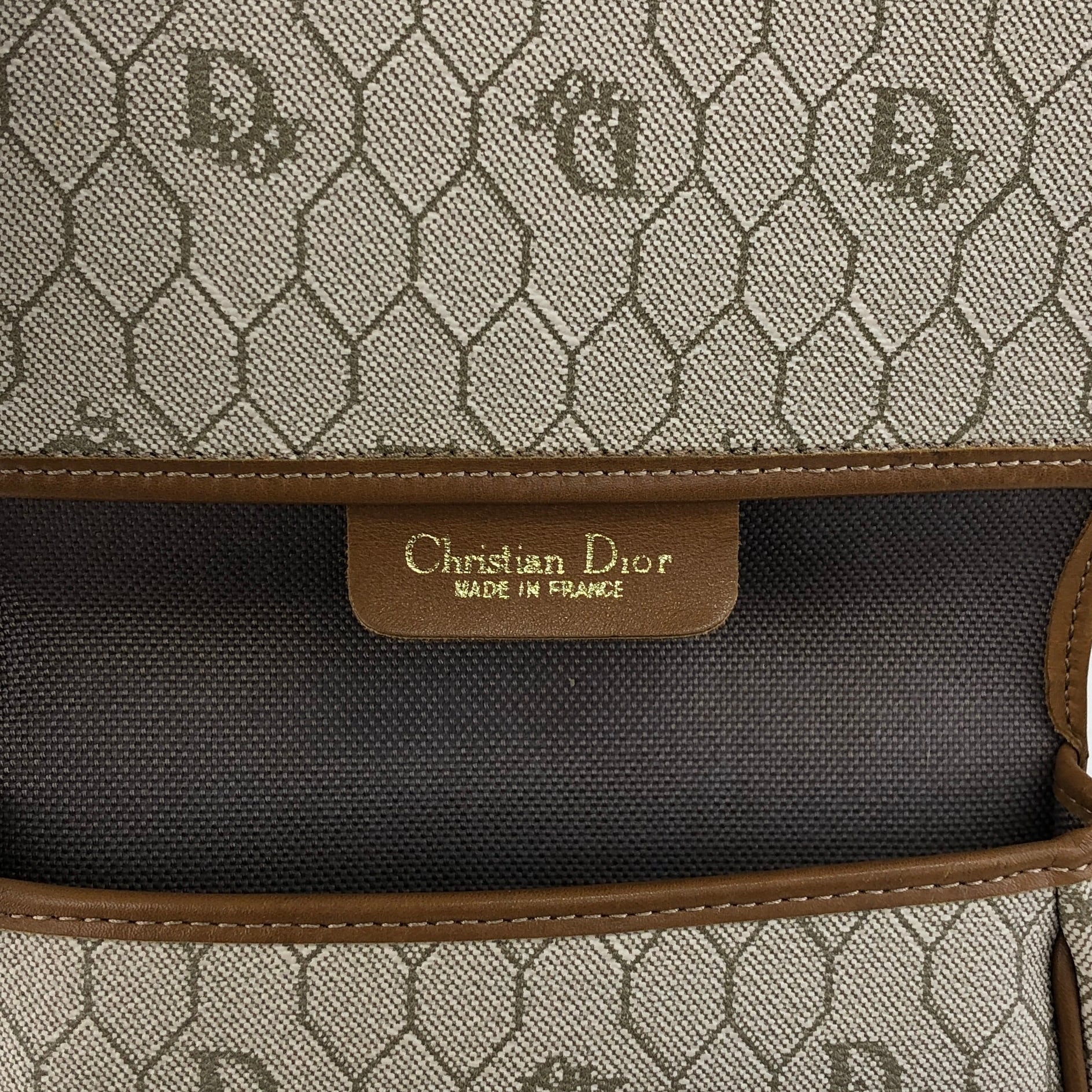 Christian Dior クリスチャン ディオール ハニカム柄 ショルダーバッグ