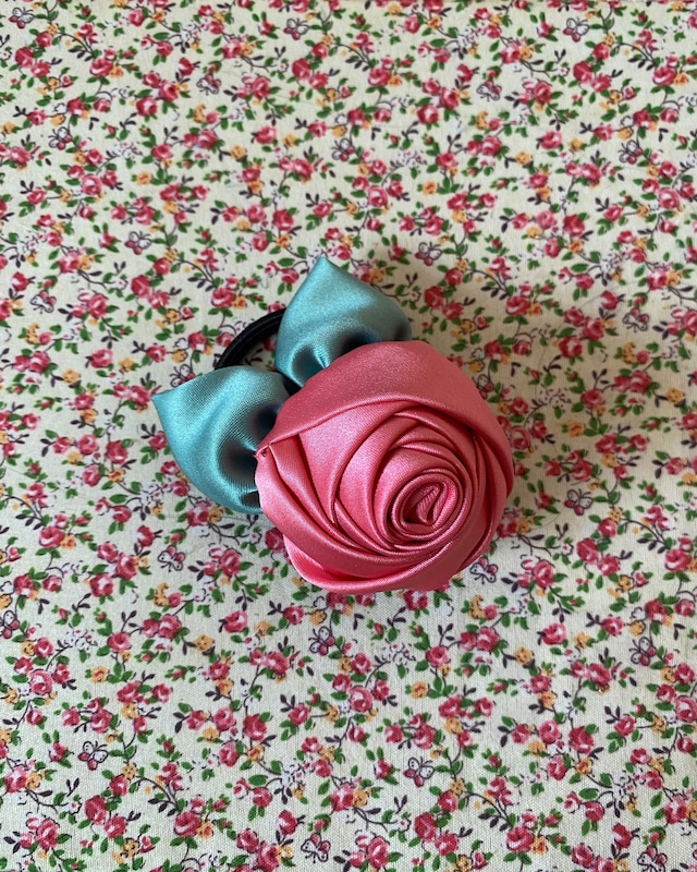 rose hair tie