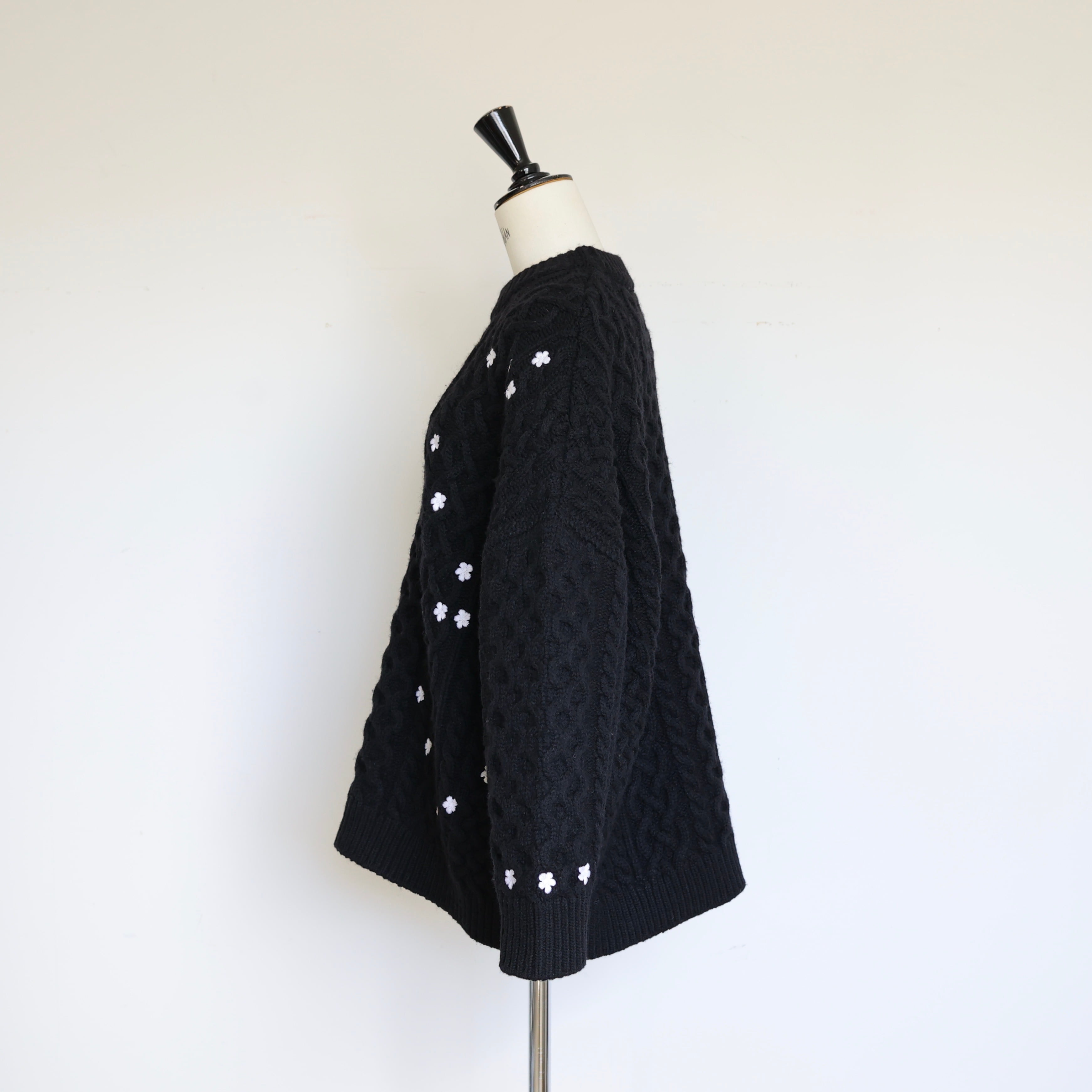 GPG-538 Floral Cable Knit | gypsohila