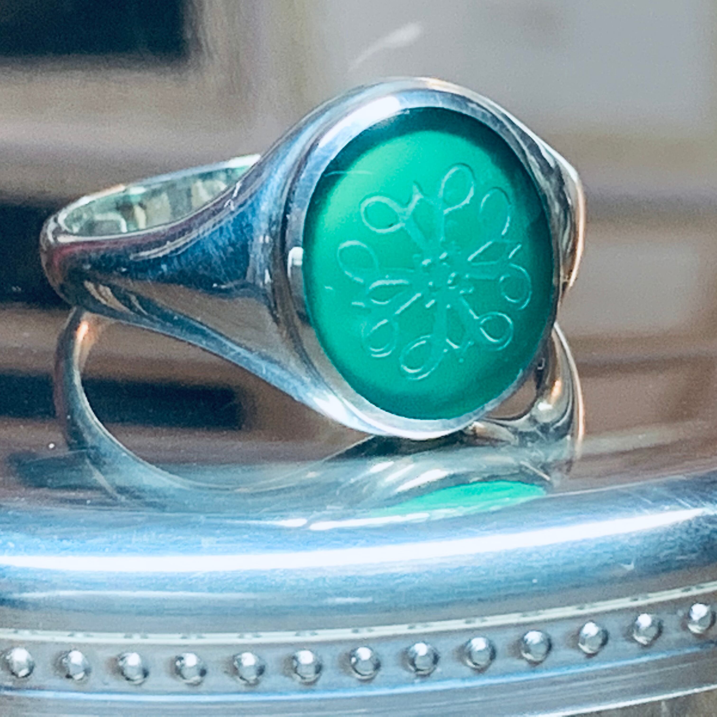 VINTAGE TIFFANY & CO. Green Chalcedony Award Ring Sterling Silver 