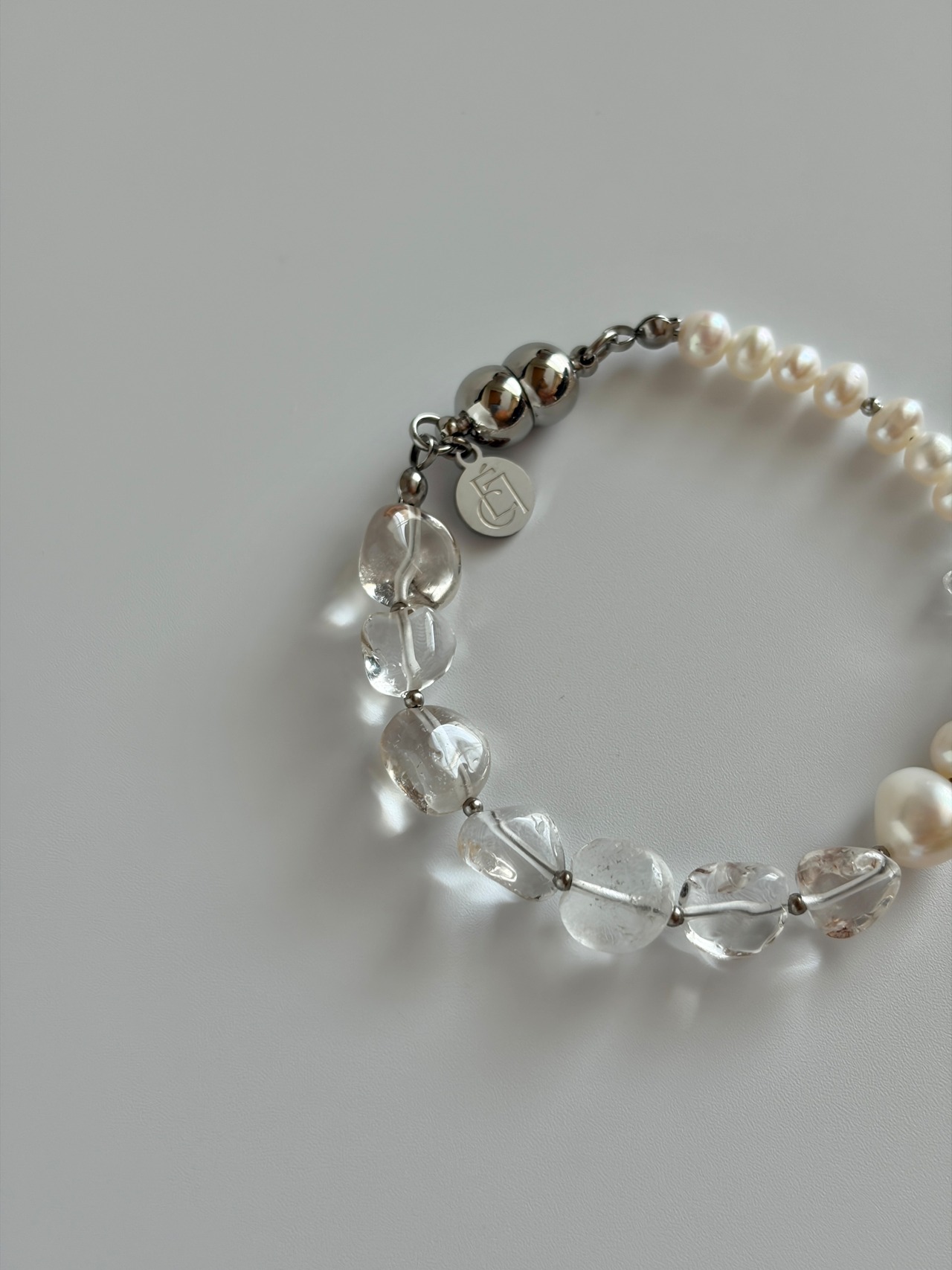 magnet bracelet | Quartz & Pearl［GB039-CR］