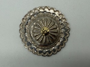 美品　金メタル付フラワーコンチョ最新キャスト　巾着用16.70g