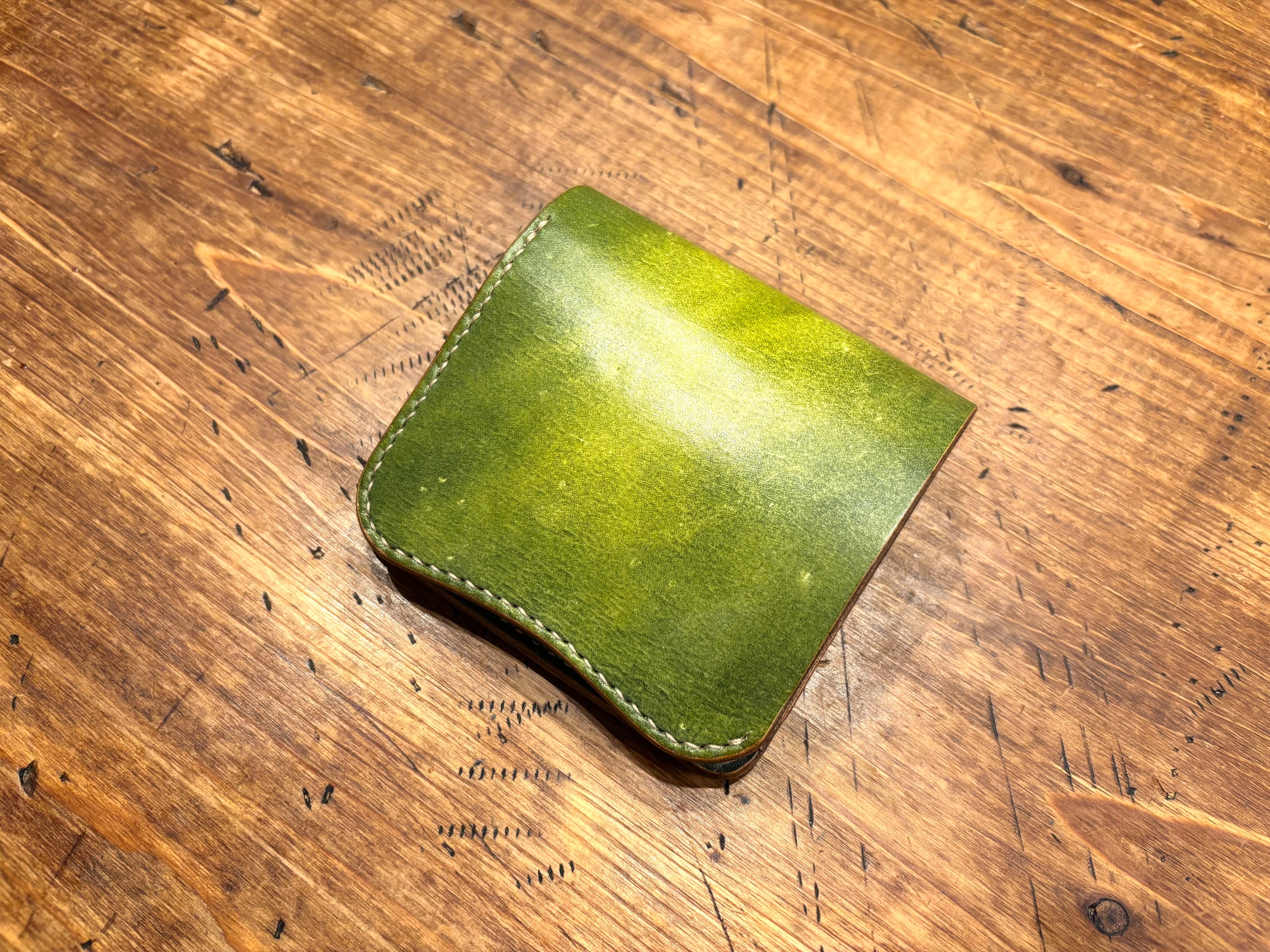 ウォレット 財布 グリーン 緑 二つ折り コンパクト | ashitae
