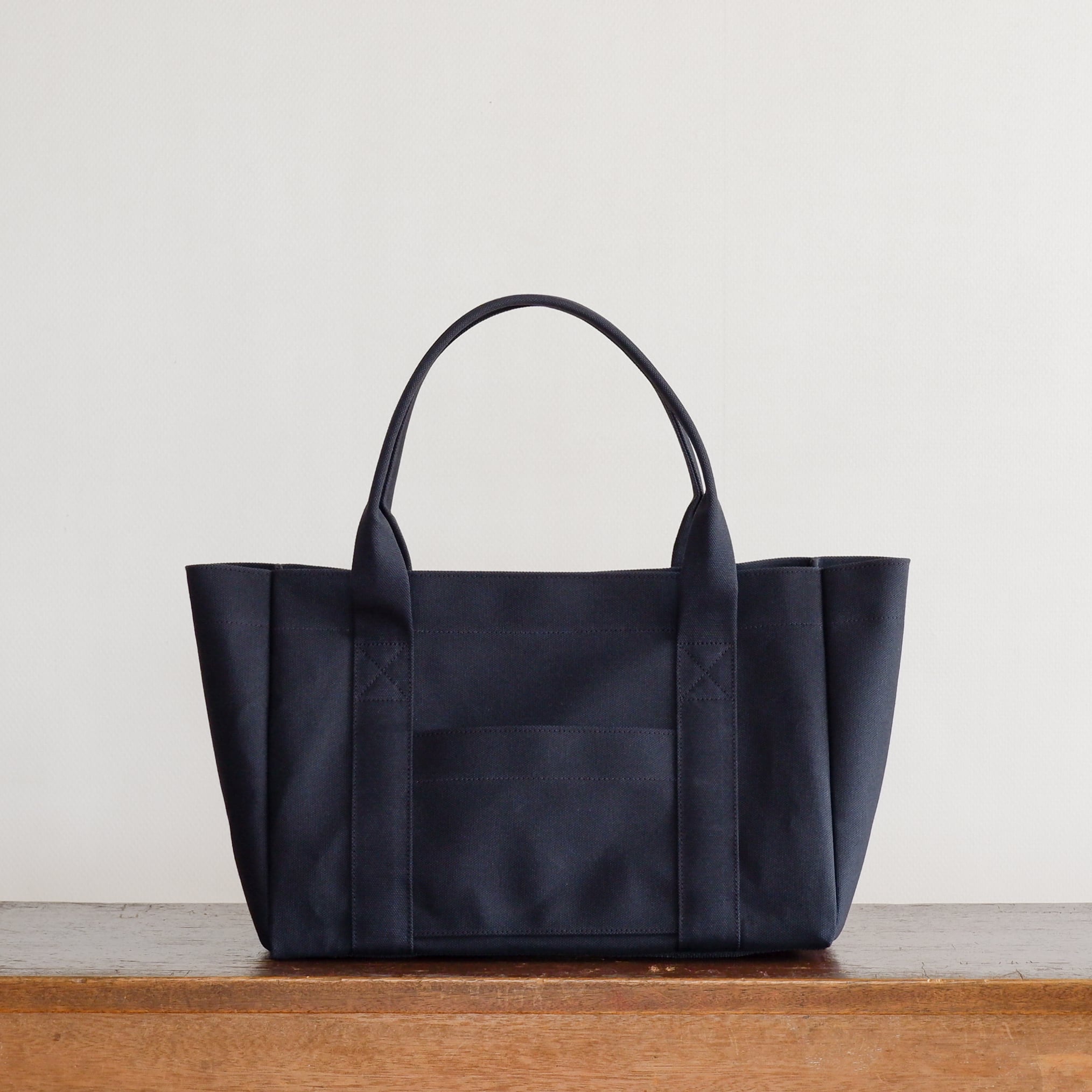 トートバッグ | aoya bags | シンプルで少し変わったかたちの帆布かばん