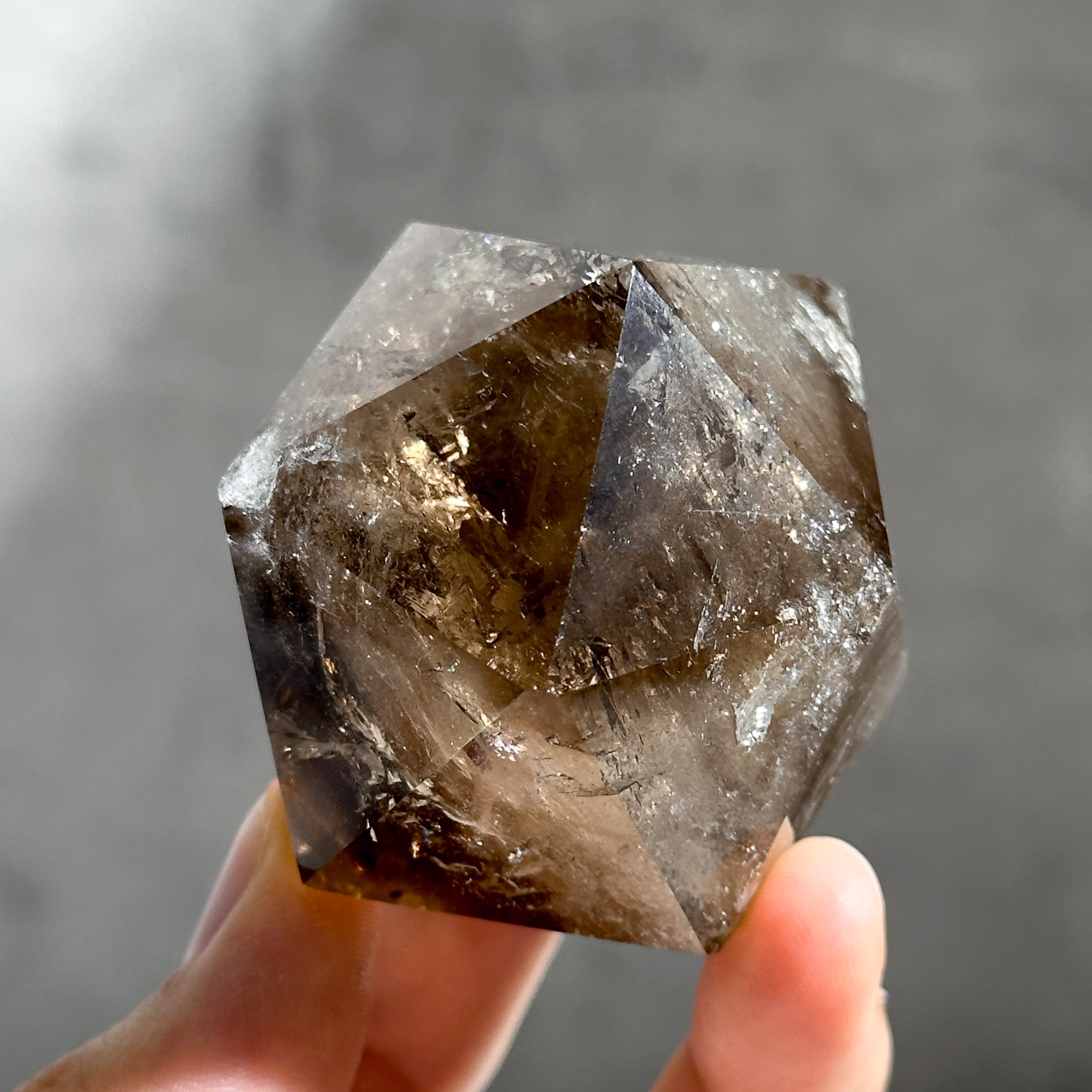 ミナスジェライス産スモーキークォーツ 正二十面体34◇ Smoky Quartz