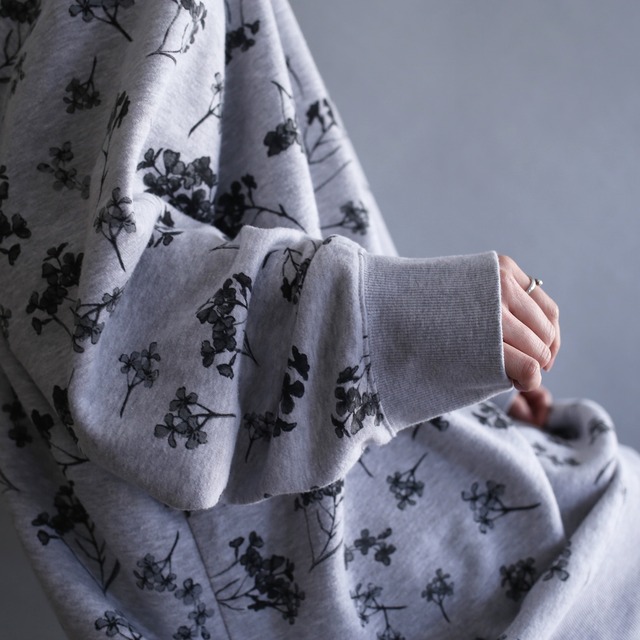 "墨絵" flower art pattern big silhouette sweat