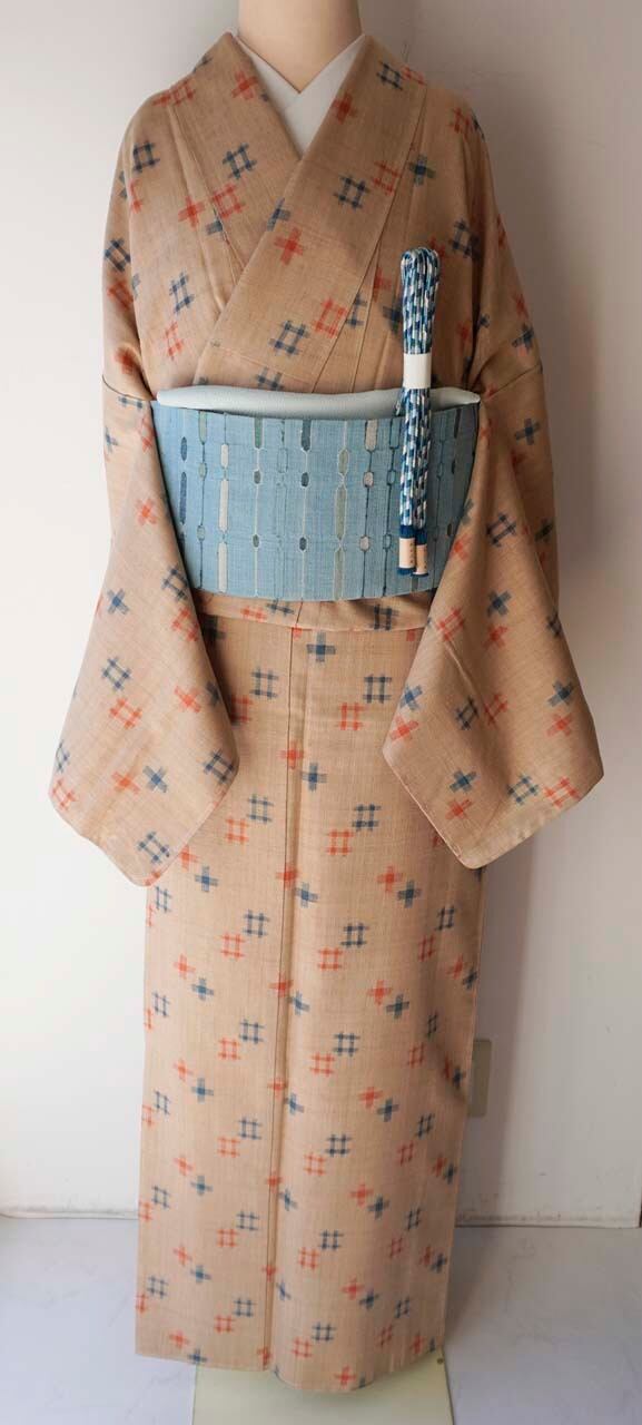 袷】榛色地 井桁十字絣 紬 | 大山キモノ・ちぇらうなぼるた