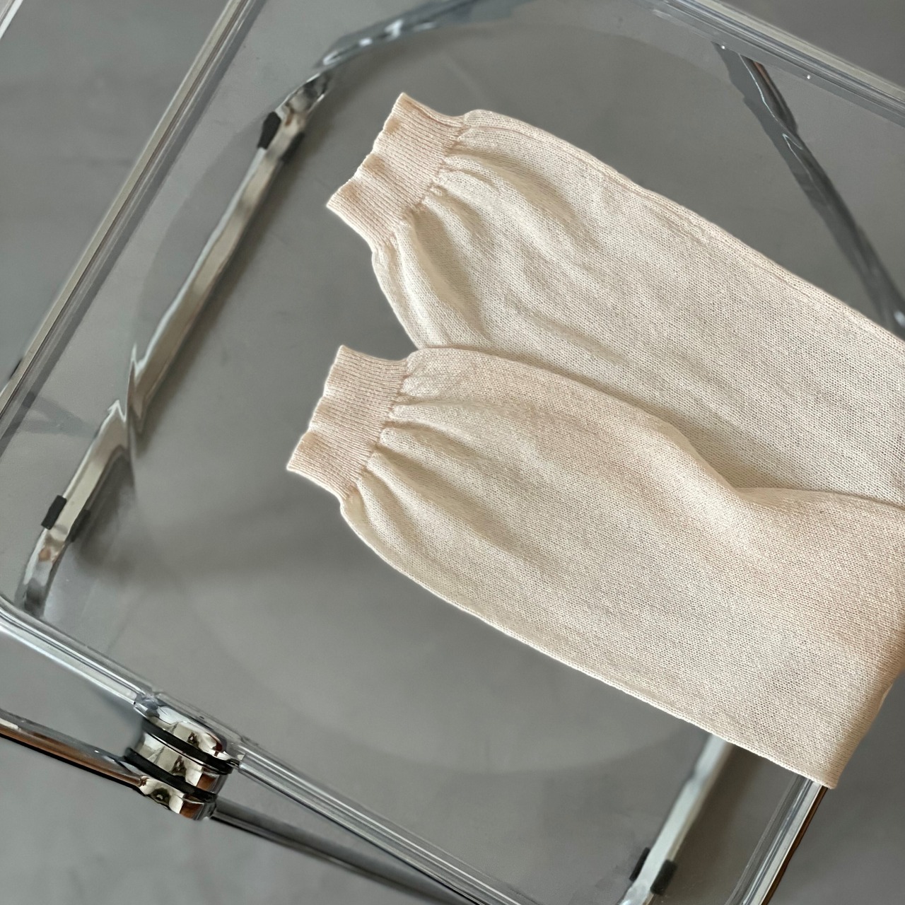 sheer arm cover/ivory