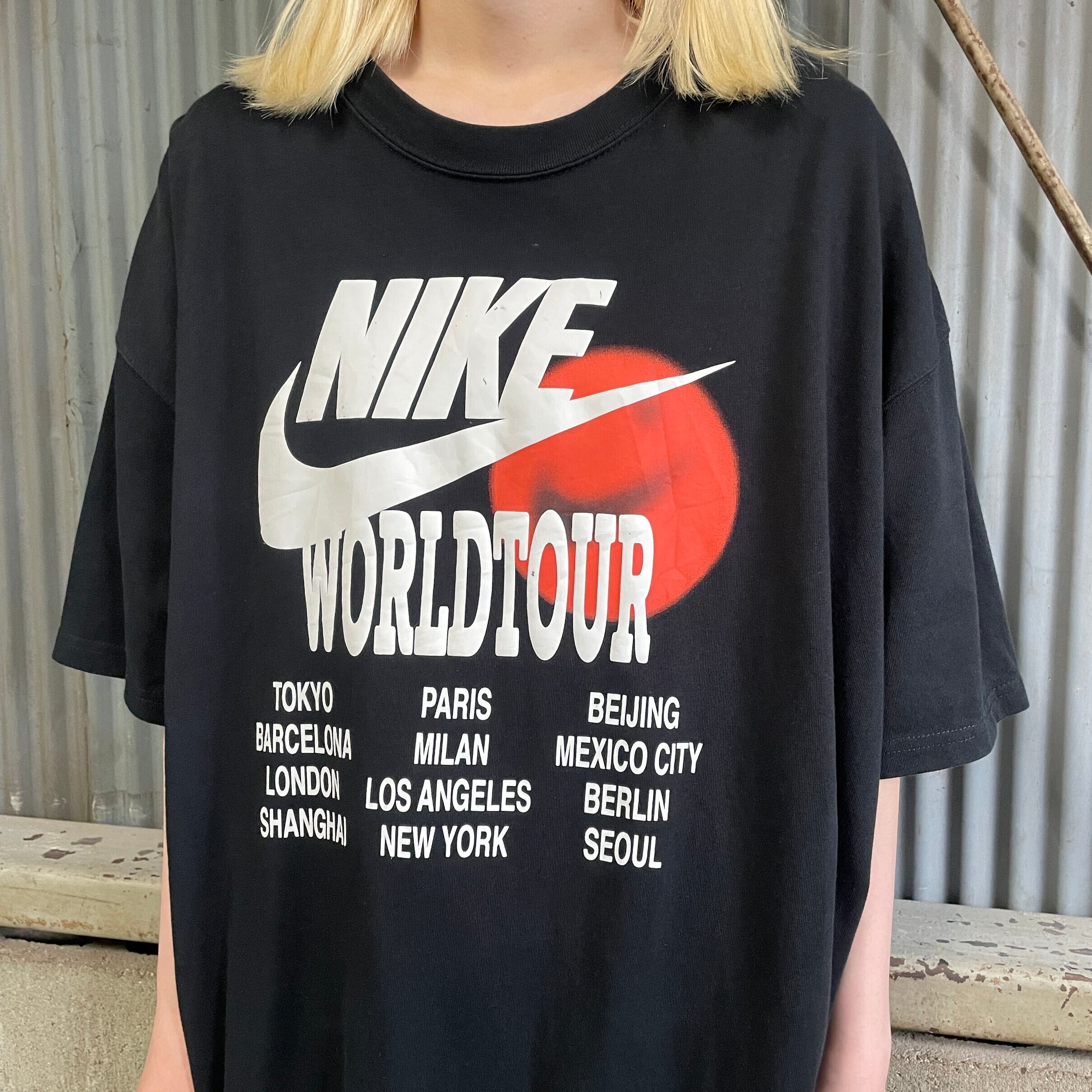 ビックサイズNIKE総柄TシャツXXLナイキワンポイント39s90