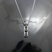 BOLD BLADE with HEART PENDANT / ボールドブレード ウィズ ハートペンダント