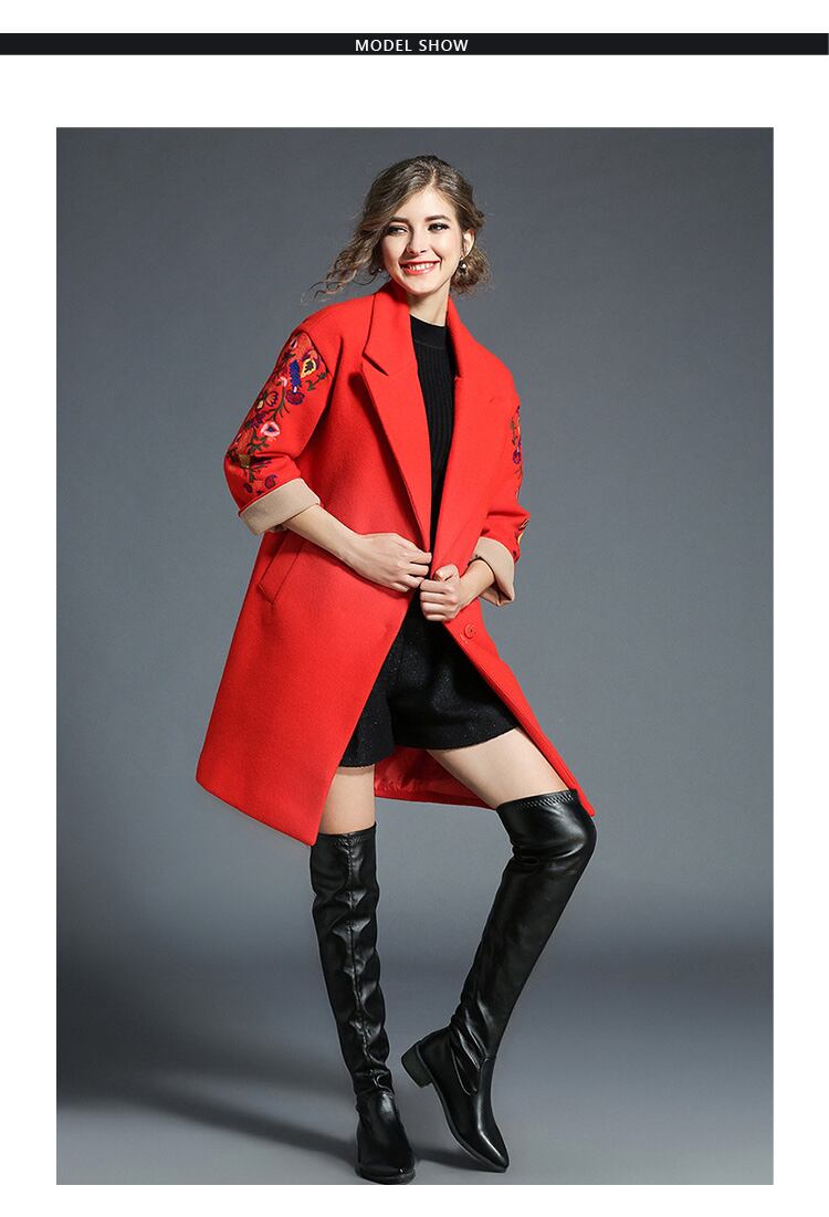 刺繍入りオーバーコート