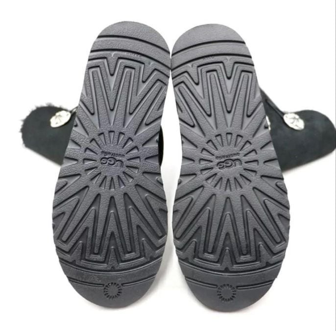 CHROME HEARTS クロムハーツ UGG カスタム ムートンブーツ