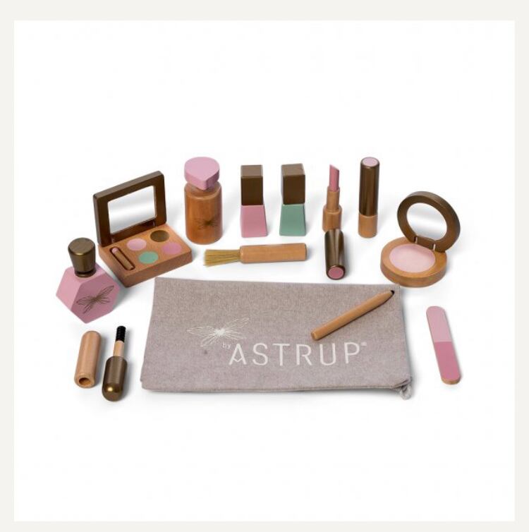 期間限定価格！】キッズコンセプト木製玩具海外キッズブランド8点セット