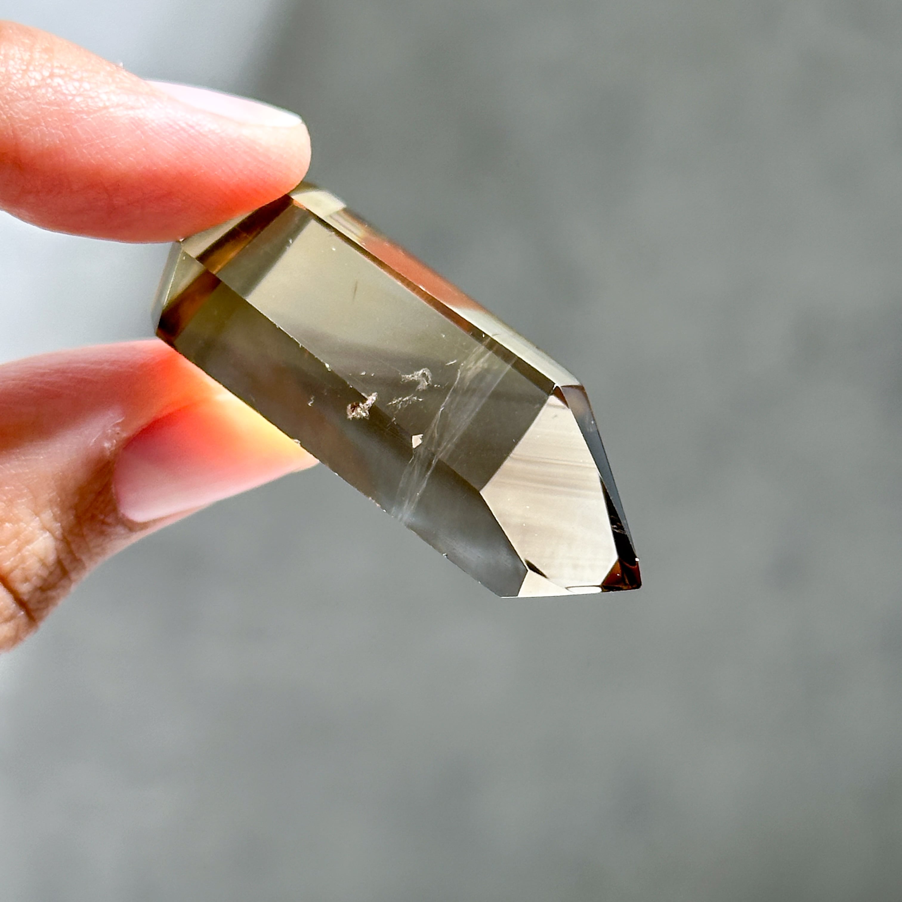 ファントム◎シトリン（黄水晶） タワー 61◇ Citrine ◇ 天然石・鉱物