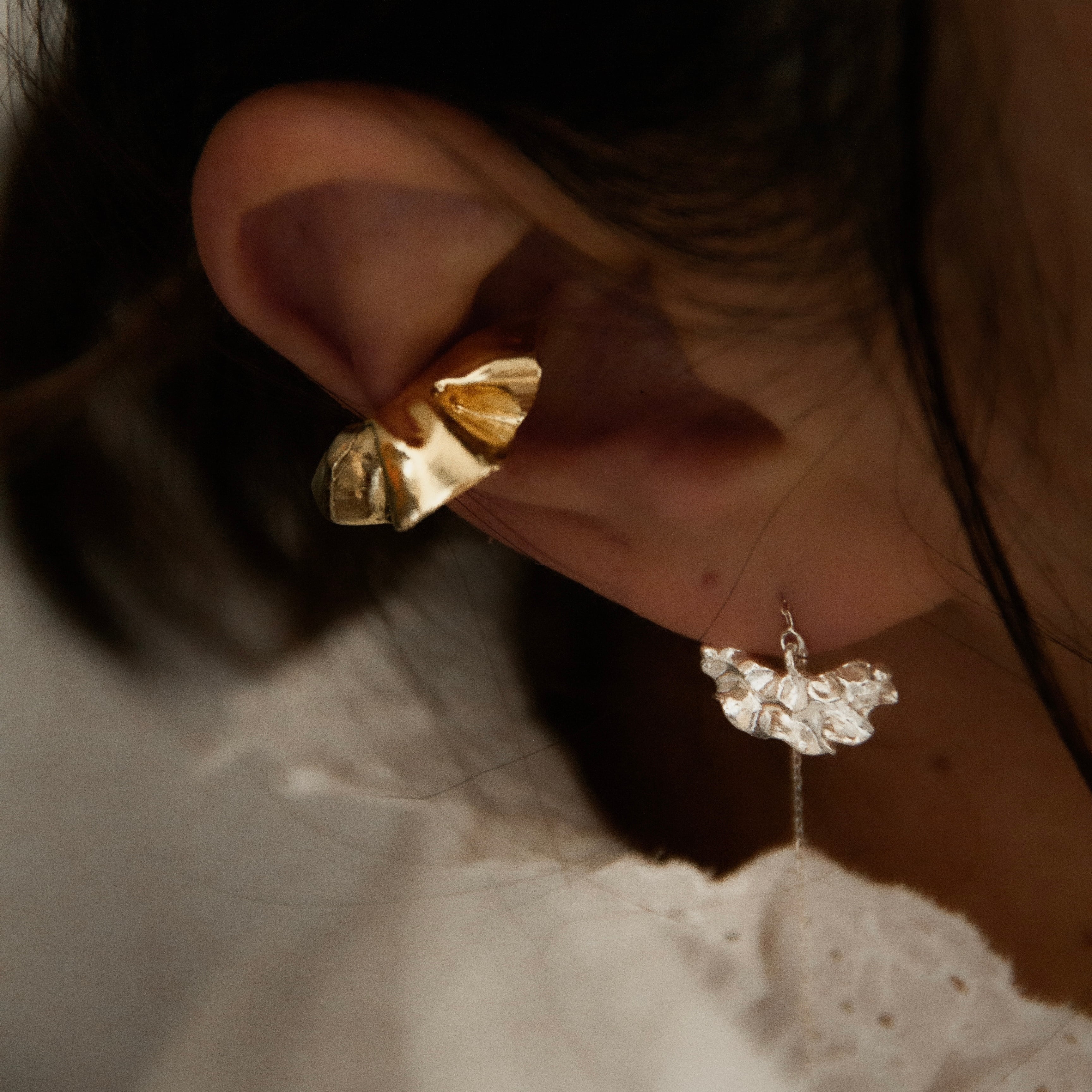 FLOW イヤーカフ(ゴールド)