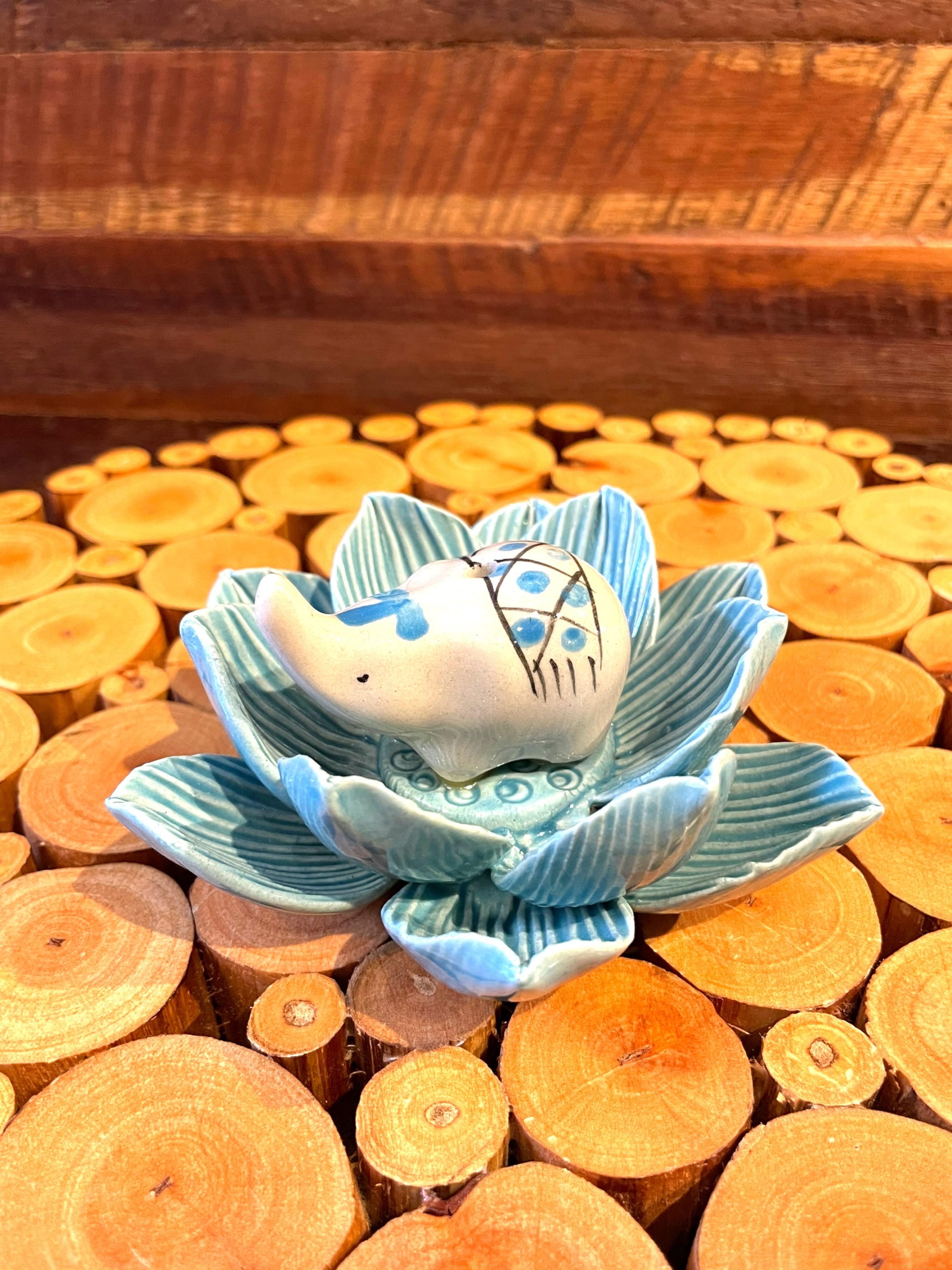 お香ホルダー インセンスホルダー お香立て 線香たて 蓮 花 ゾウ型 ロータス かわいい おしゃれ スティック コーン 陶器製 インテリア アジアンインテリア エスニック雑貨 置物 ブルー・ゾウ柄*アジアン雑賀 No.K-5