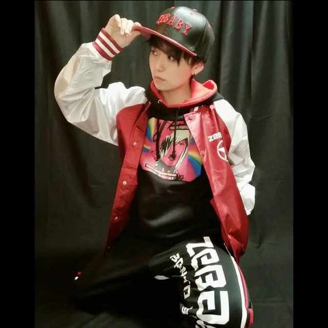 ZEBABY RED CRACKED LEATHER CAP（税込み）