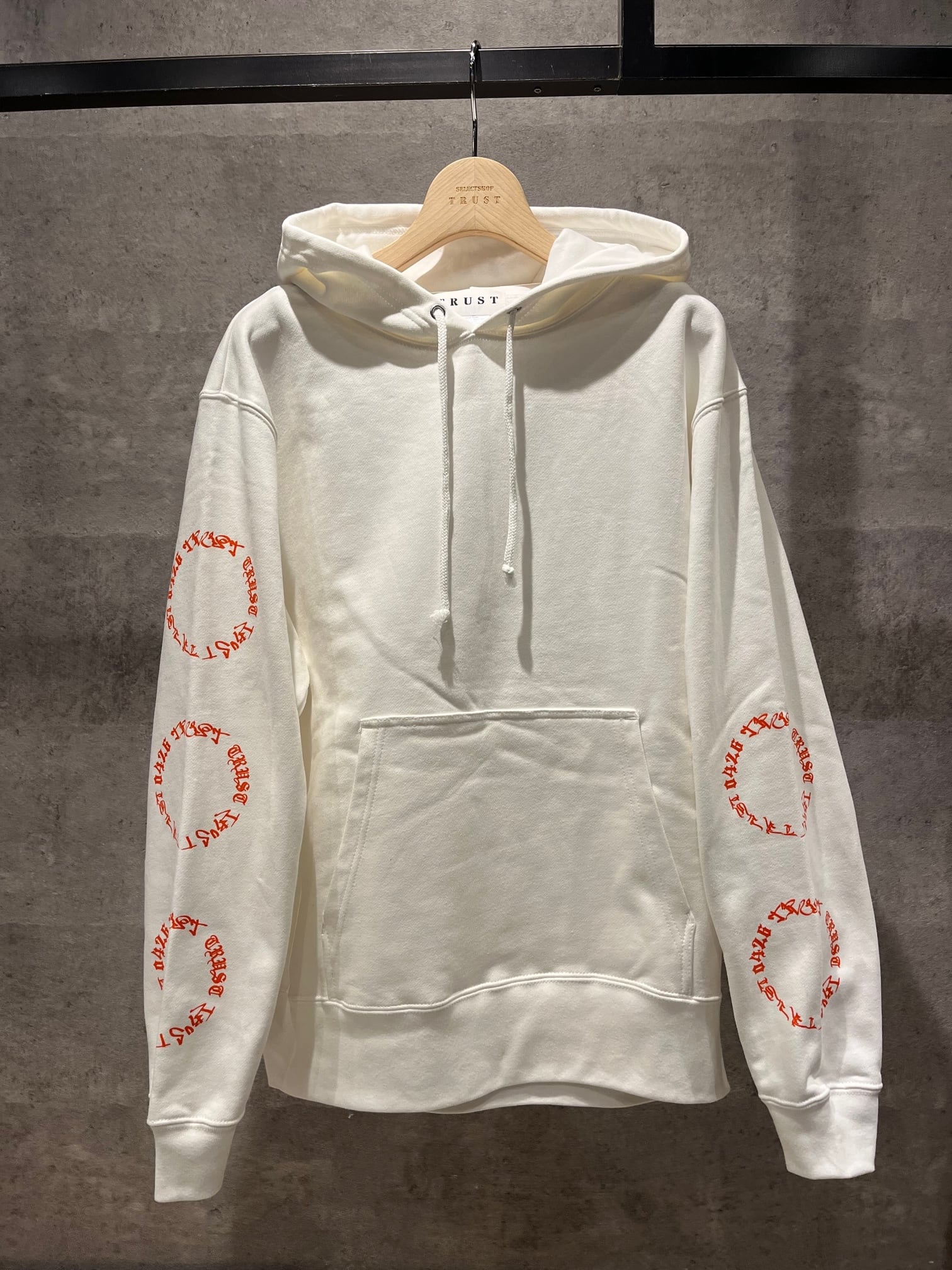 【ホワイト】originalアームサークルLOGOパーカー