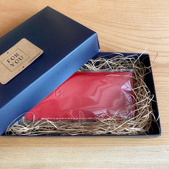 ハートデザイン♪〕カバンにかけれる本革のメガネケース・赤《名入れ