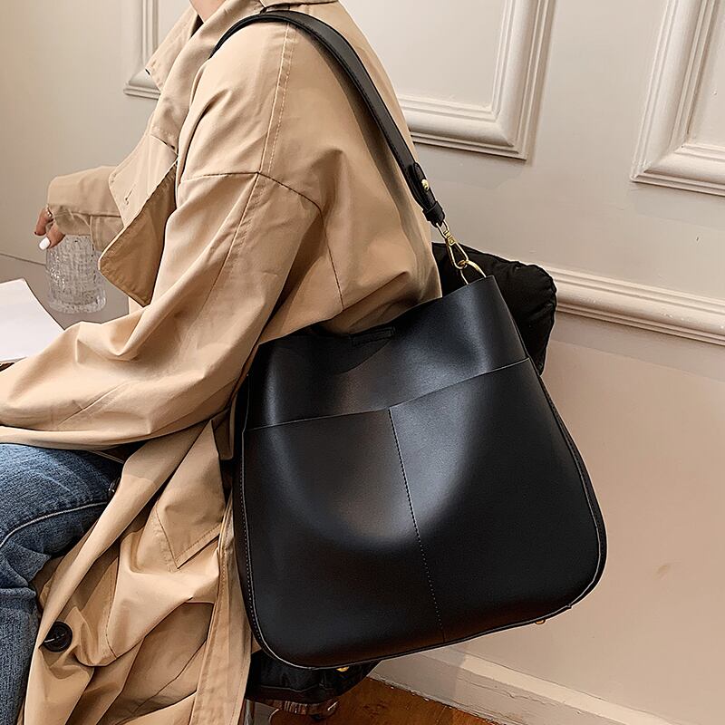 スタンダードオータムウィンター レトロ 秋物 冬物 メッセンジャーバッグ Tiancai_Wing_Bag14685779752