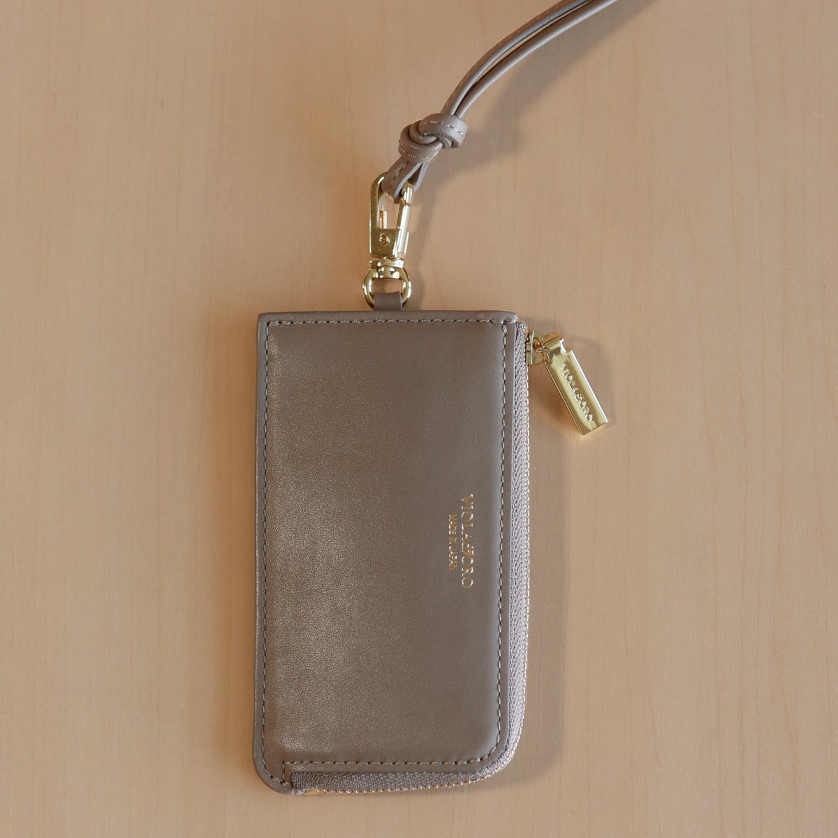 【営業日15:00迄のご注文は当日発送可能】VIOLAd'ORO (ヴィオラドーロ) スムースレザー フラグメントケース =ADRIA=