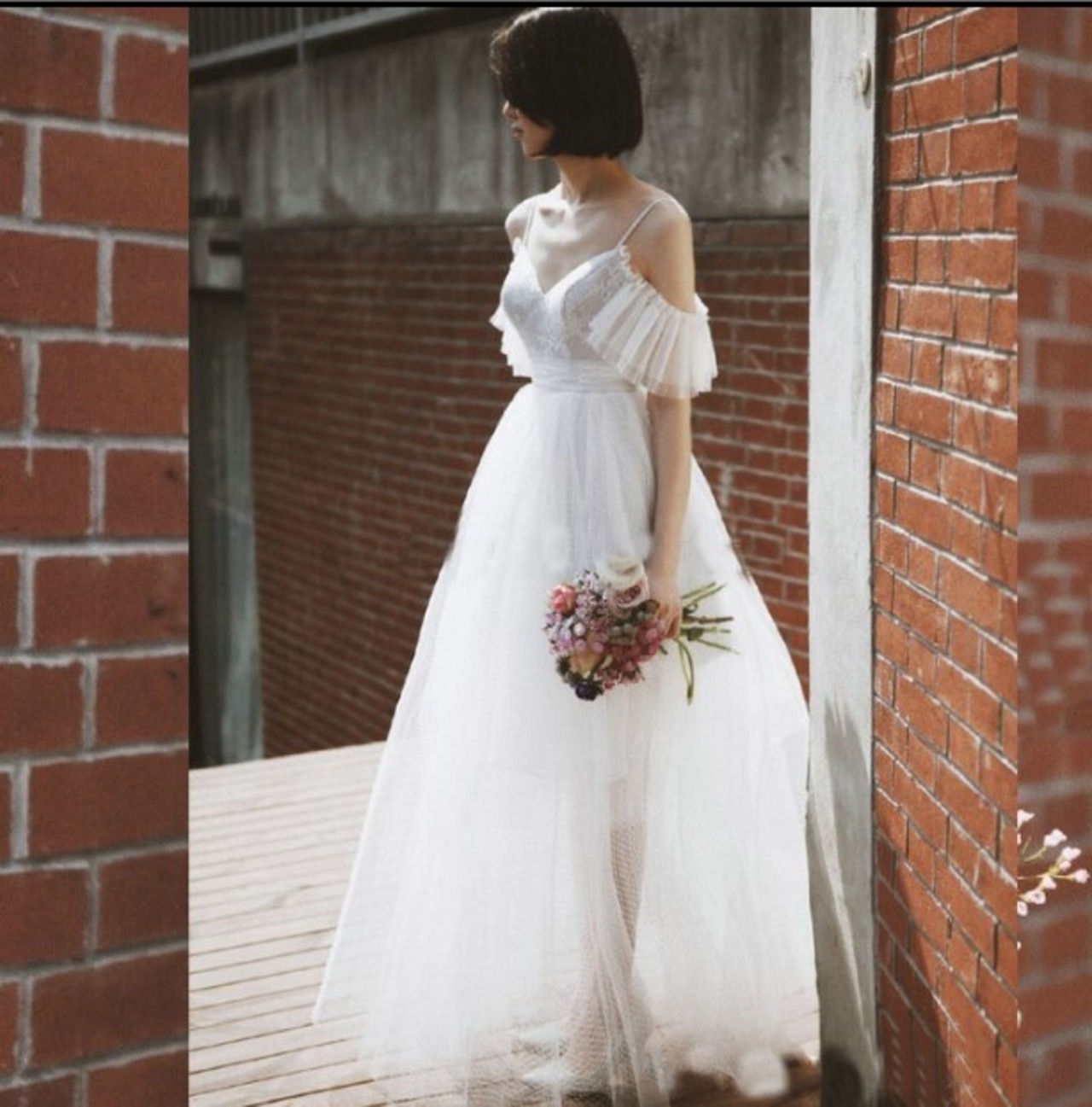 エレガント パーティードレス ホワイト キャミソール 可愛い 編み上げ  