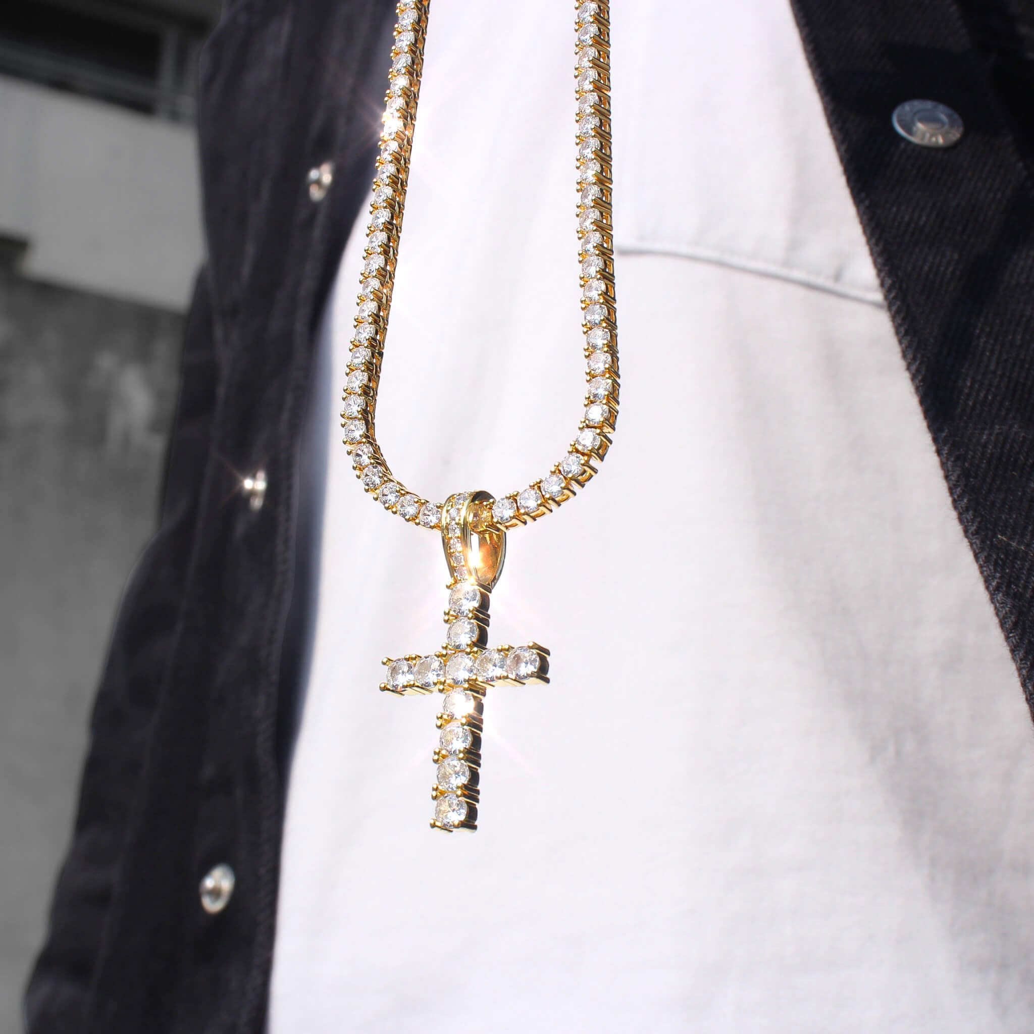 Iced Out Cross Necklace MP1-32 | MALIARE