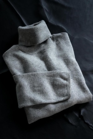 90’s “BRUNELLO CUCINELLI” Cashmere Turtleneck Knit