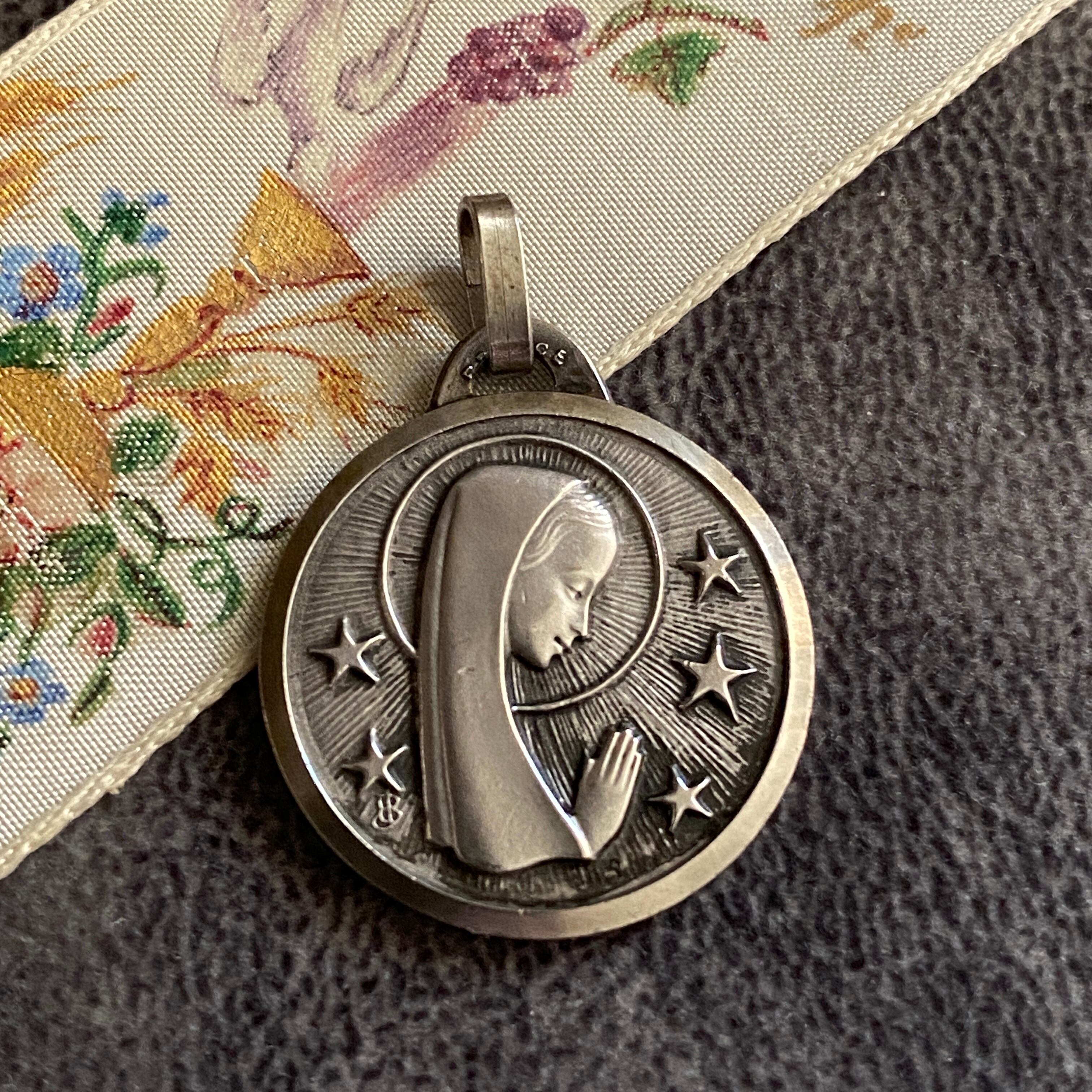 その他のデザイン | Antique medaille Mary
