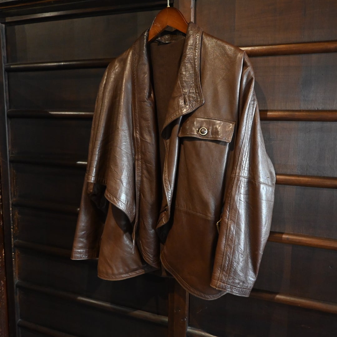 made in italy vintage Gianni Versace ladies leather jacket 712