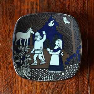 ARABIA Year Plate / アラビア イヤー プレート【B】〈 北欧・フィンランド・食器・皿・アンティーク・ヴィンテージ 〉114249